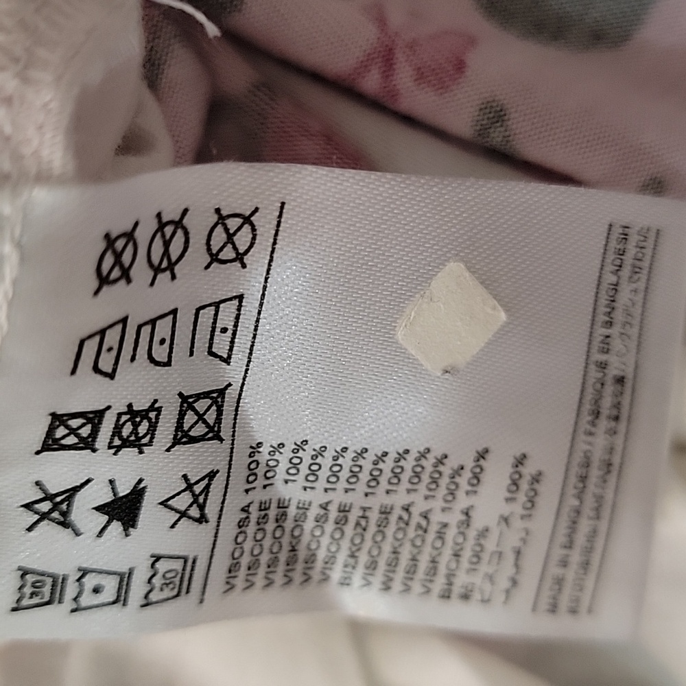 Tokidoki Unicorno High-Low Top – Pink & White Print – Women’s Size S - Picture 6 of 7